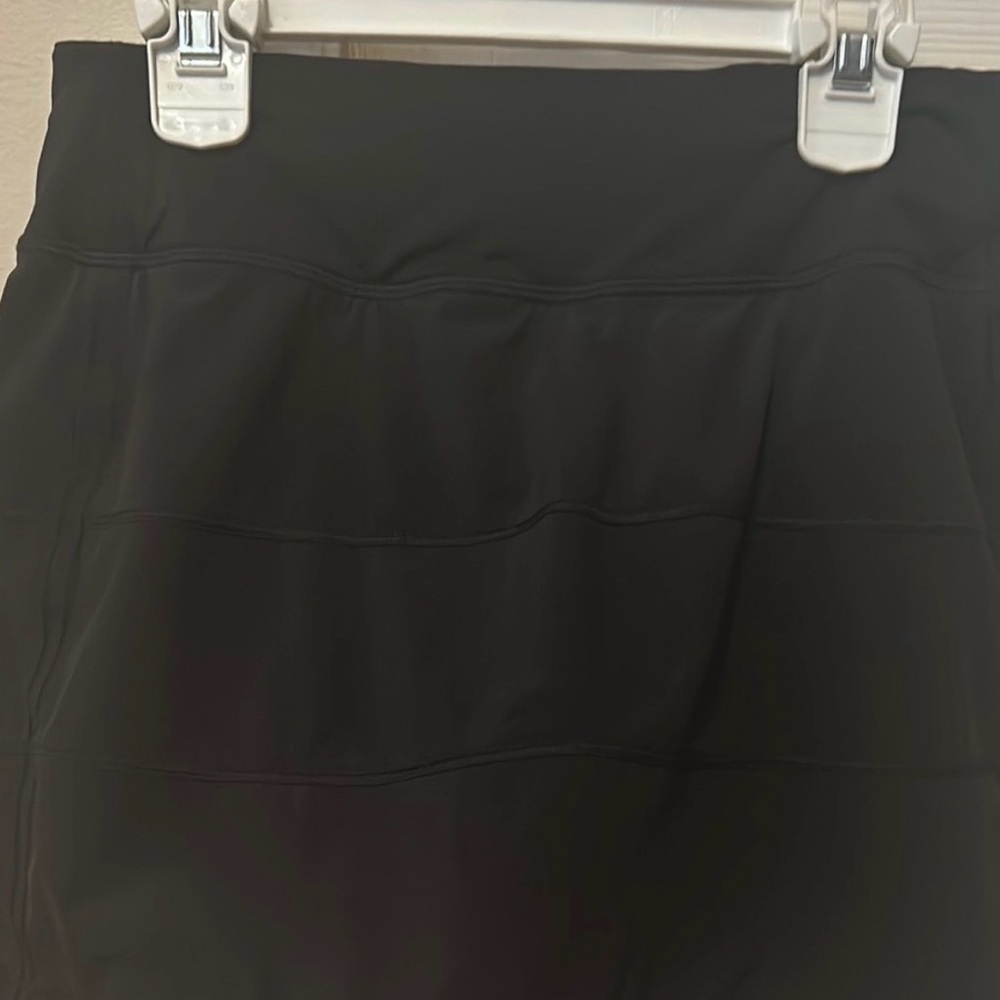 Lululemon Black Pace Rival Mid Rise Skirt - Picture 4 of 6